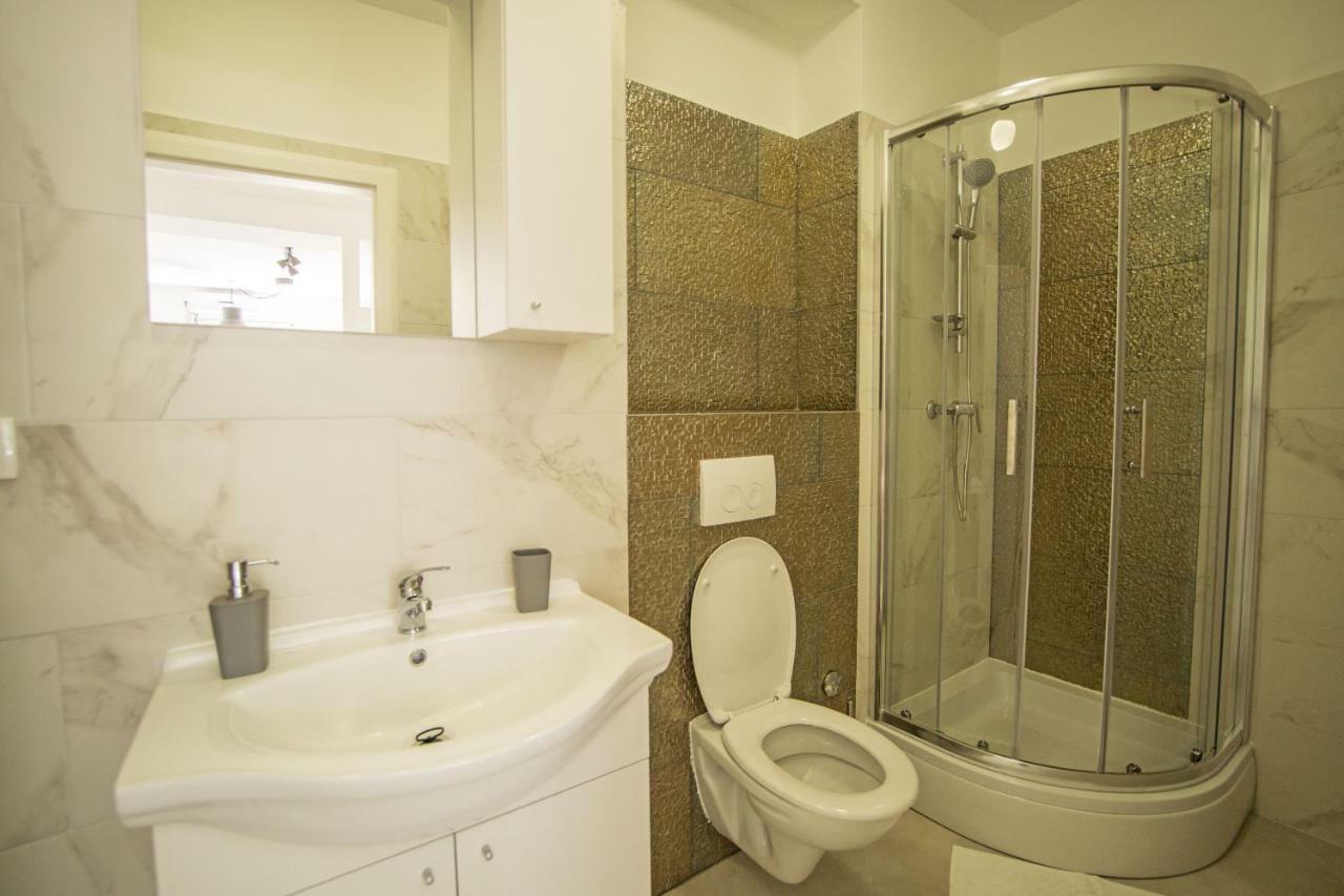 Apartment Neyra 2 Split Buitenkant foto